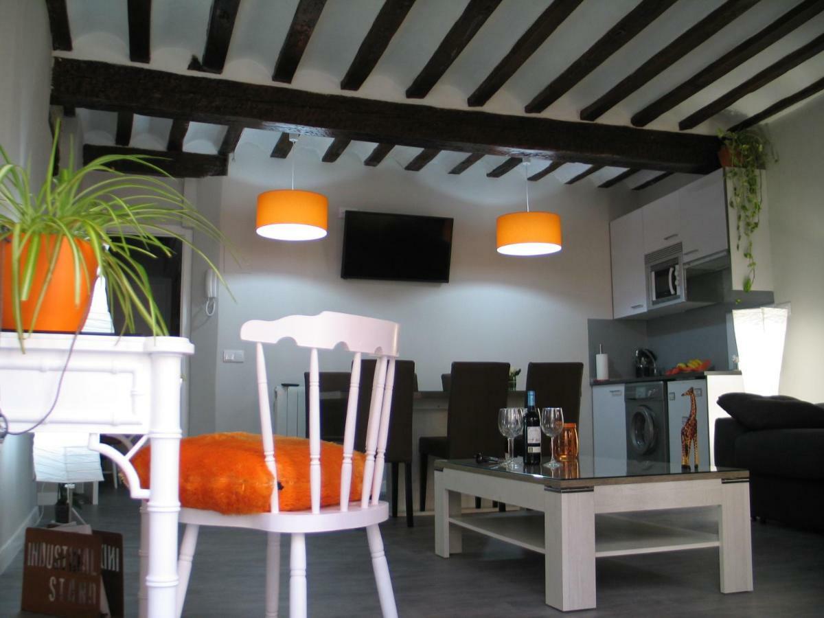 Apartamento Corazon De Portales ログローニョ エクステリア 写真